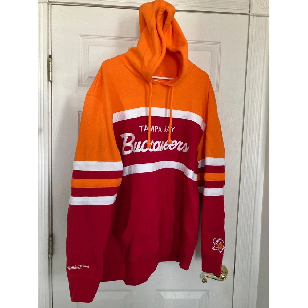 Men's 3XL NWOT Red Tampa Bay Buccaneers Head‎ Coach Pullover Hoodie
